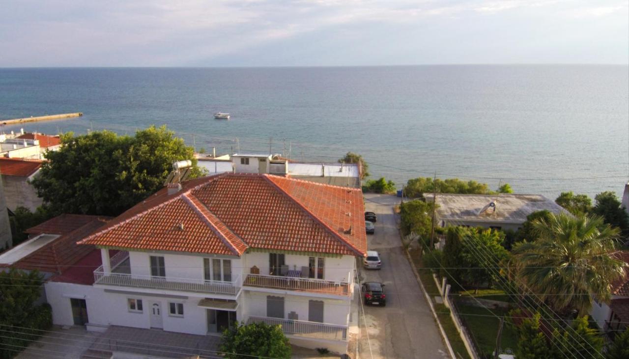 Seaside Apartments Nea Iraklia Luaran gambar