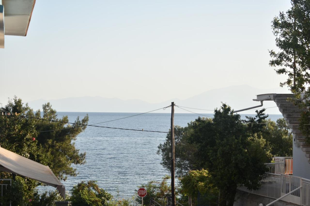 Seaside Apartments Nea Iraklia Luaran gambar