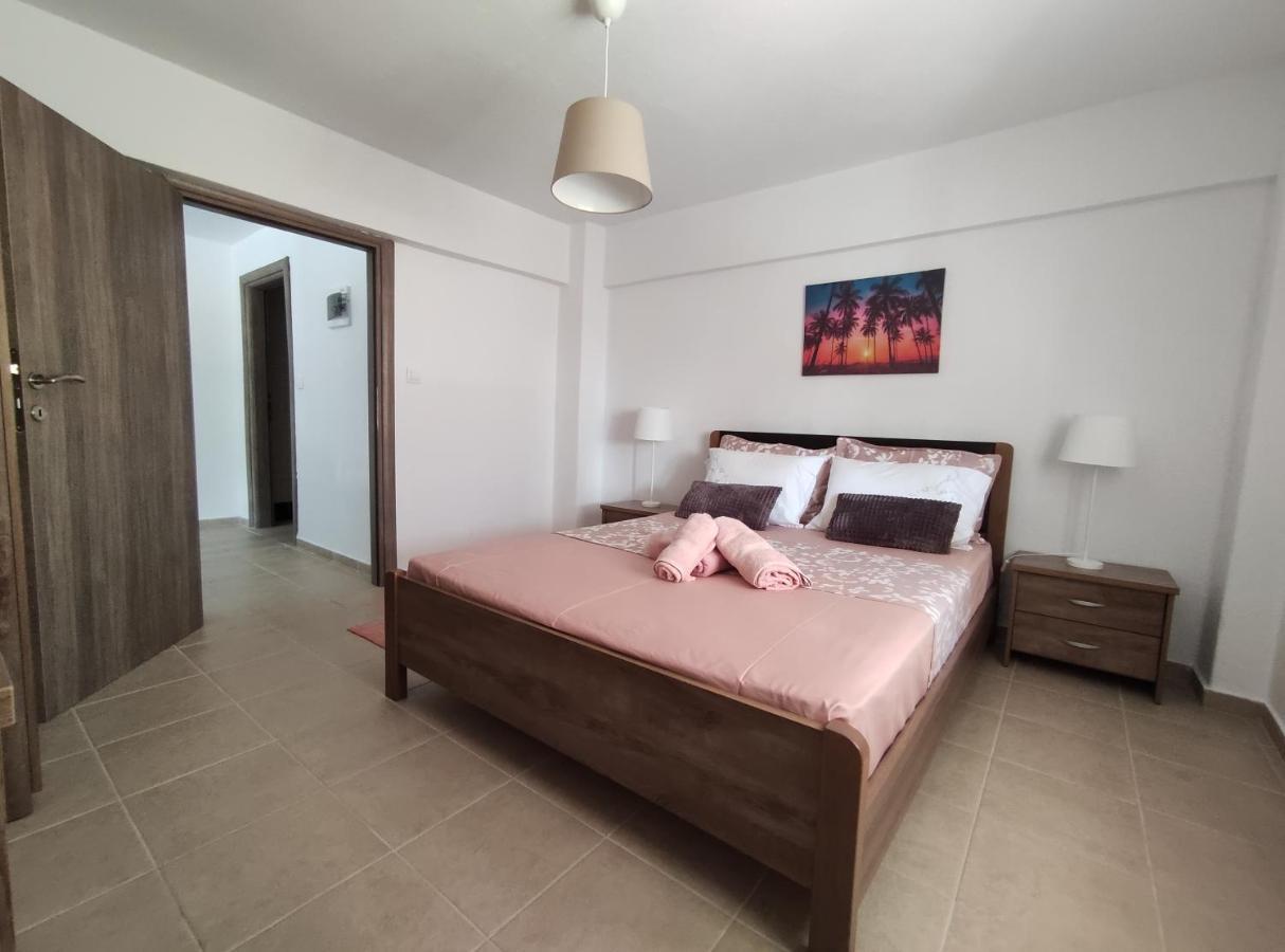 Seaside Apartments Nea Iraklia Luaran gambar