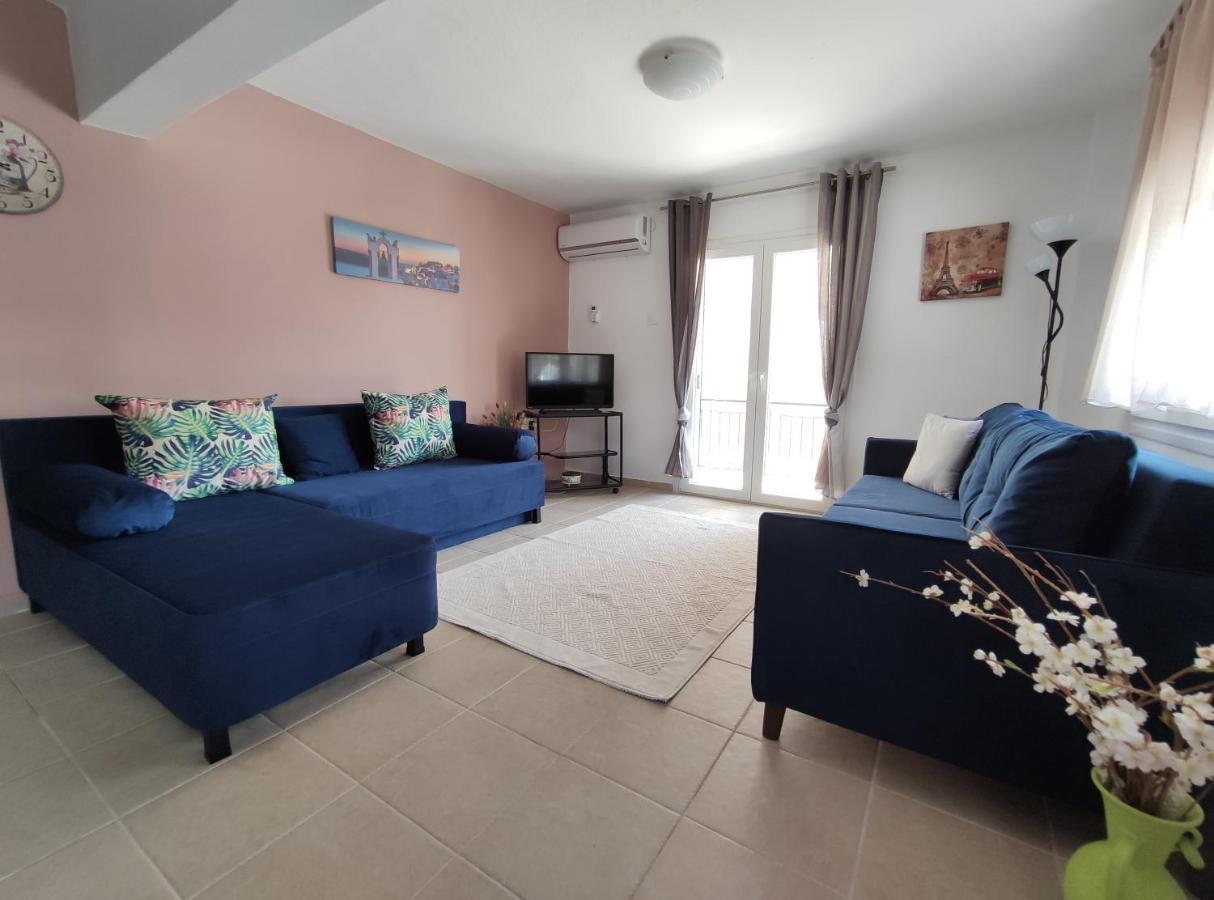 Seaside Apartments Nea Iraklia Luaran gambar